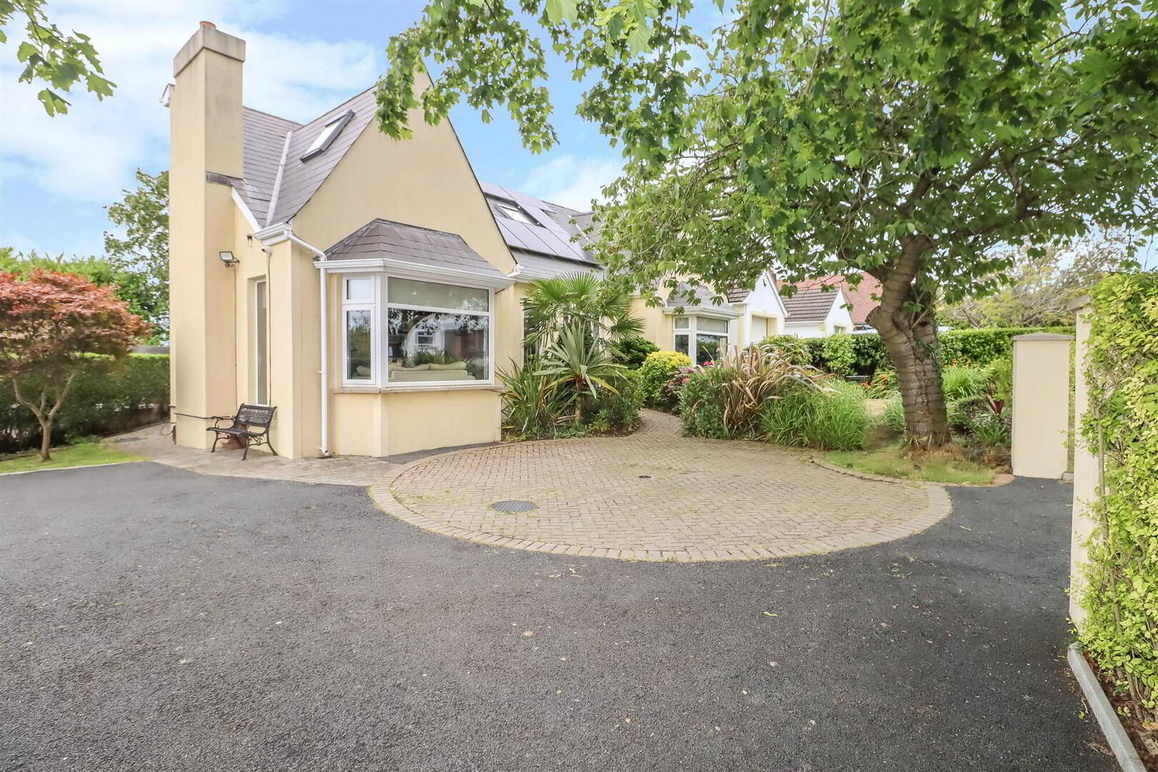 14 Moyne Park 1 of 41
