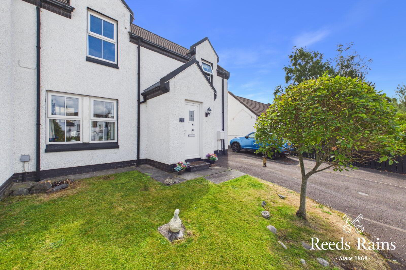 8 Bests Hill Court 2 of 33