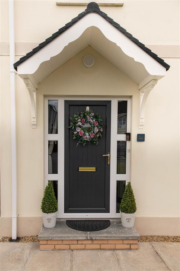 59 Old Railway Close 2 of 42