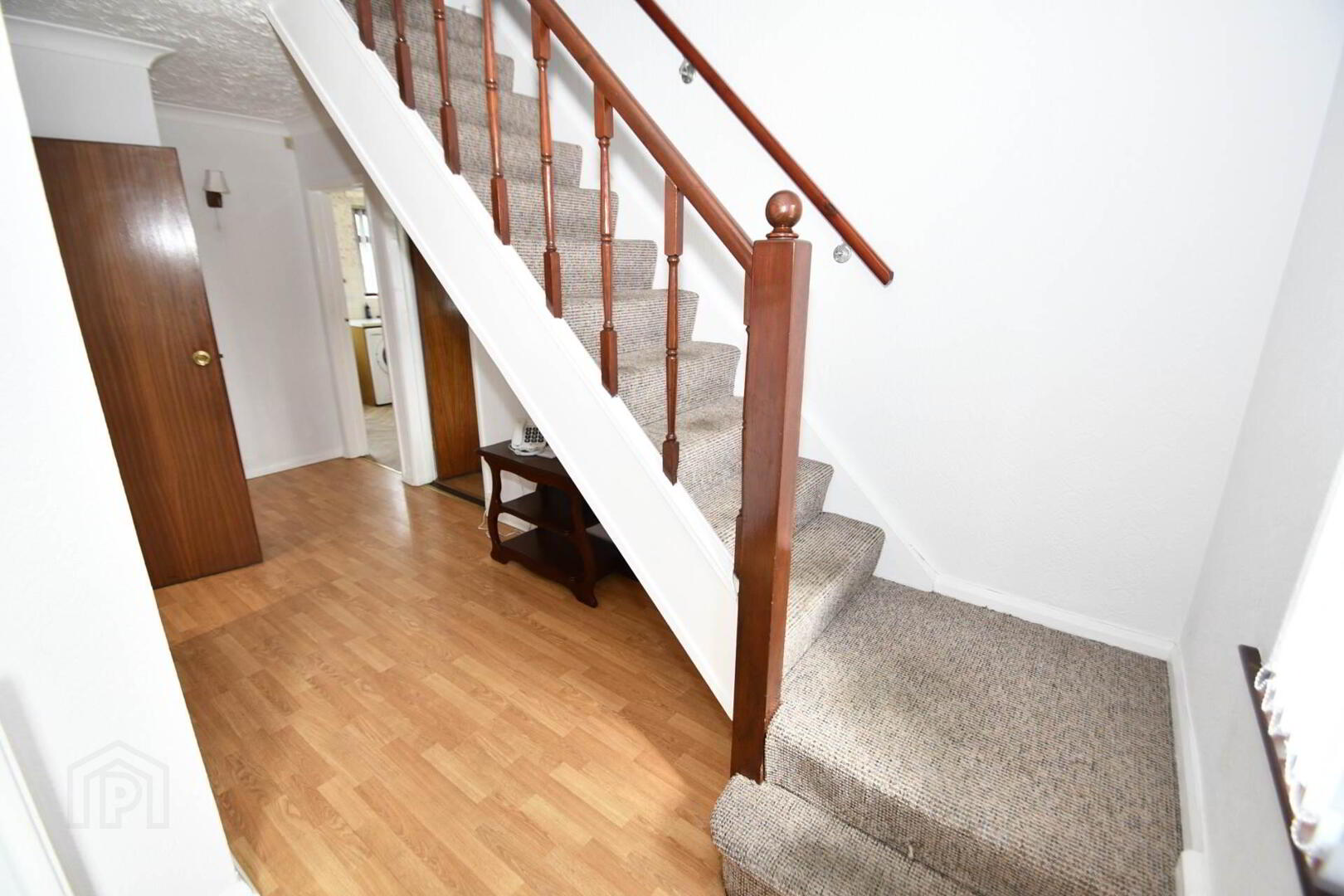 27 Ladybrook Crescent 2 of 21