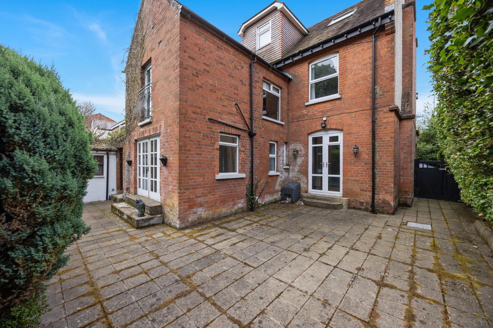 90 Balmoral Avenue 29 of 30