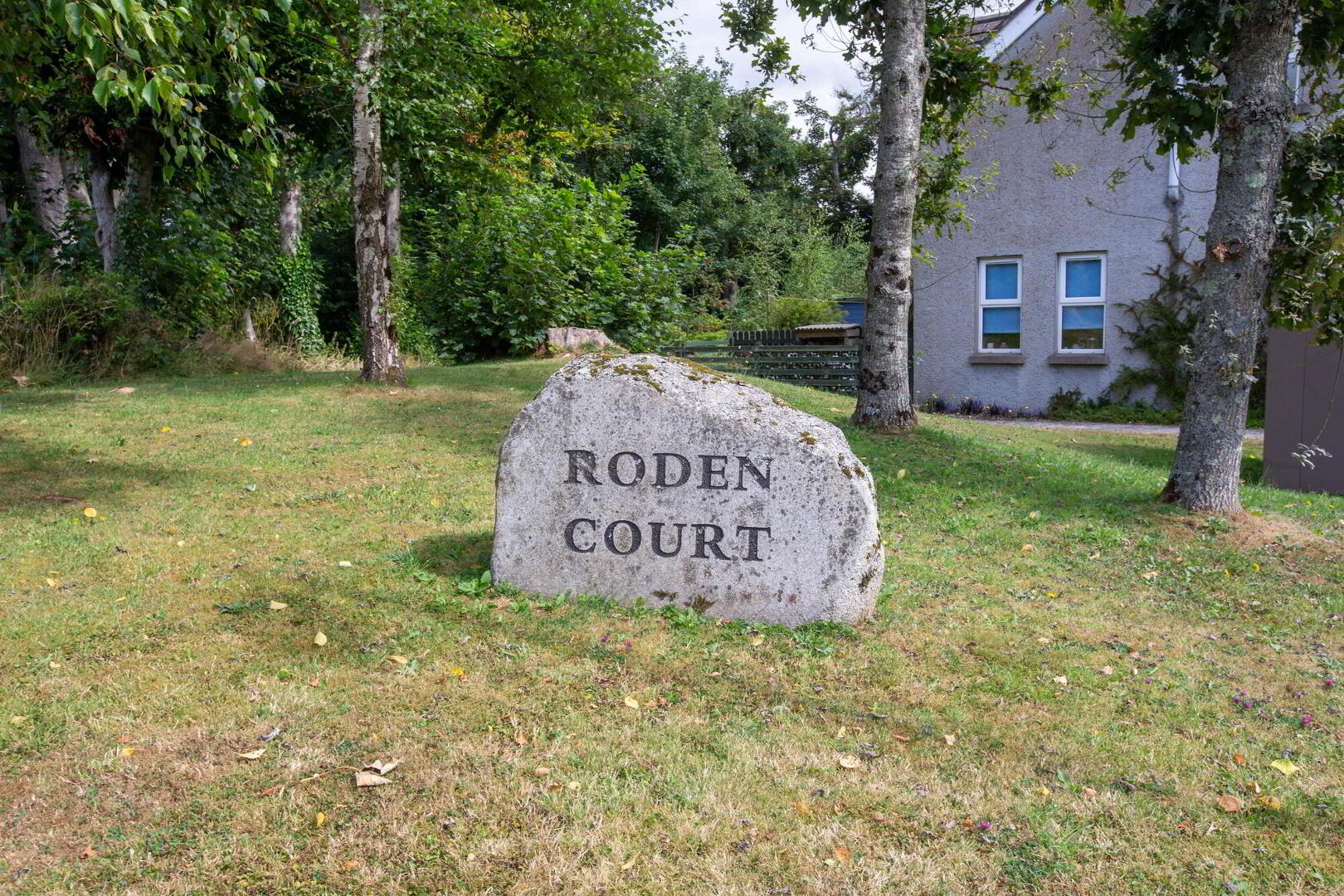 6 Roden Court 33 of 33