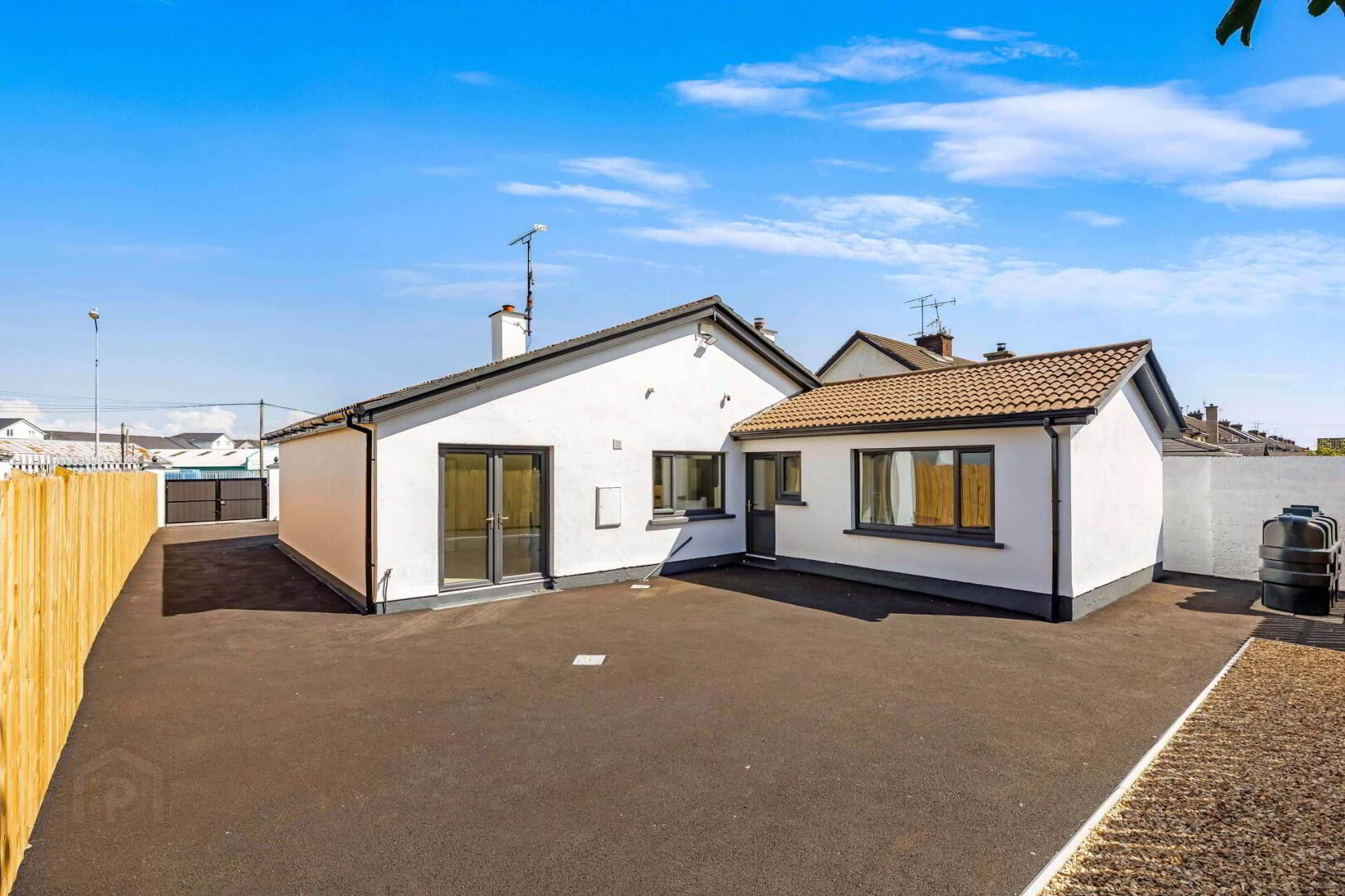 1a Castletown Road 33 of 34