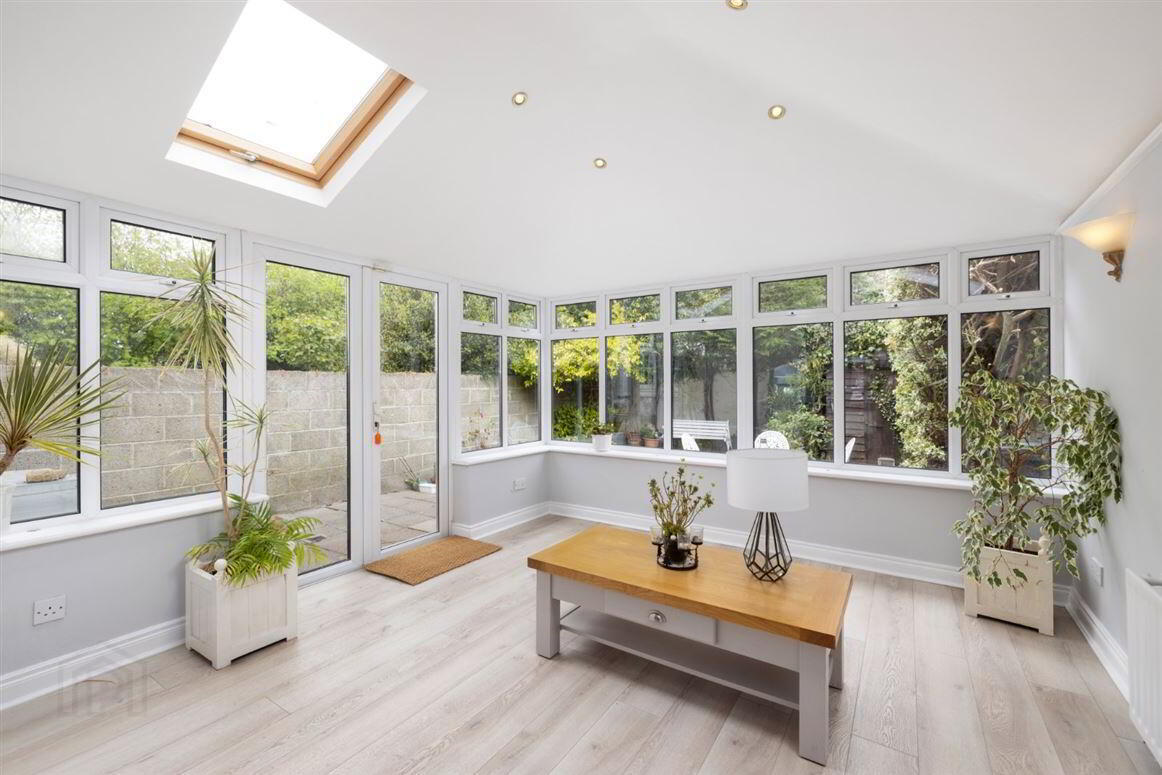 33 Scholarstown Park 2 of 12