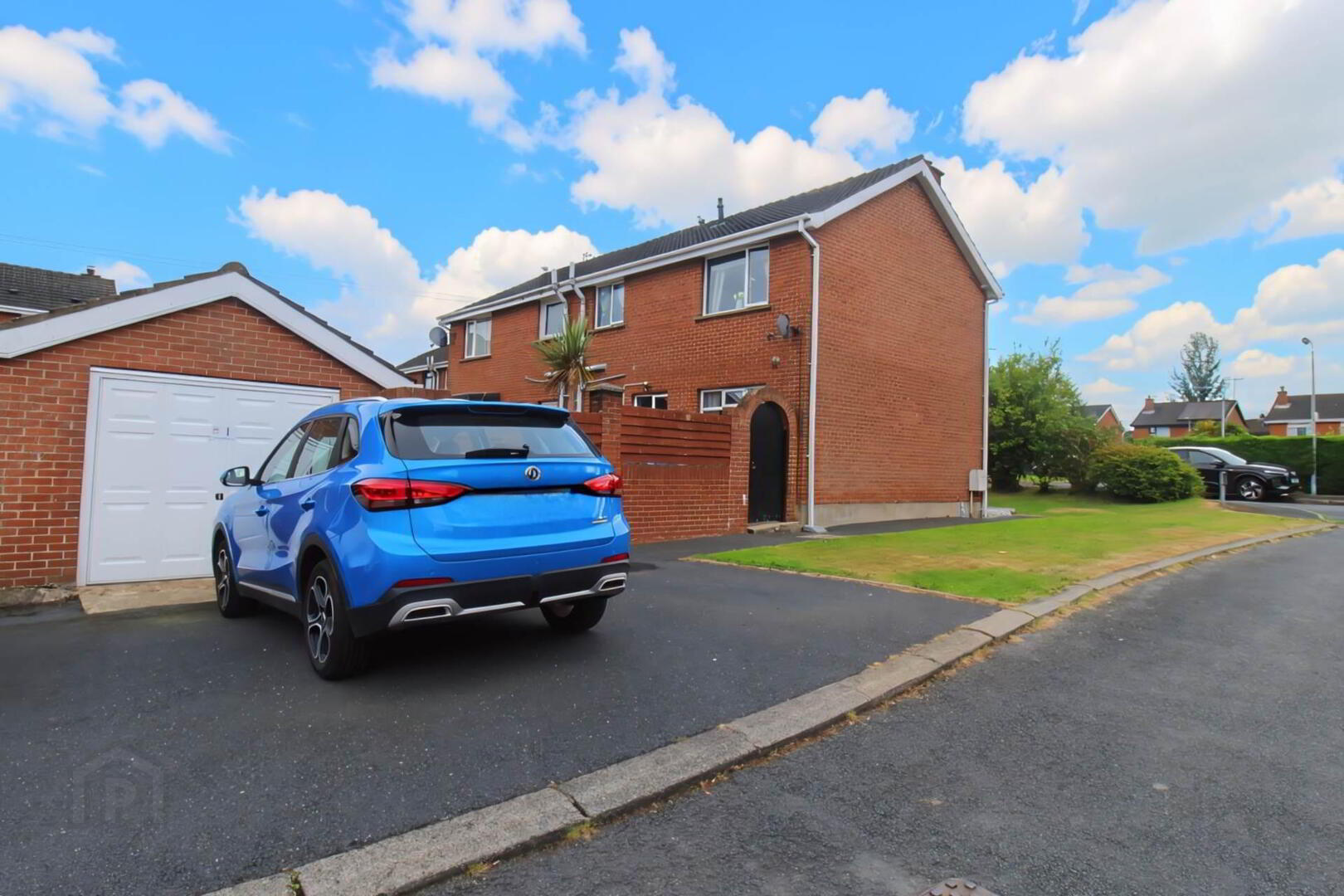1 Cloverhill Avenue 12 of 12