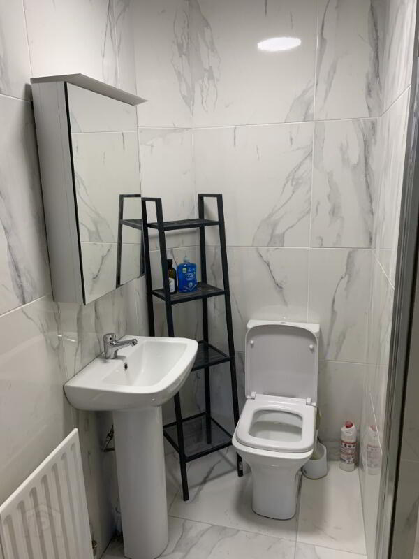 Apartment 6 Millennium Court 7 of 7