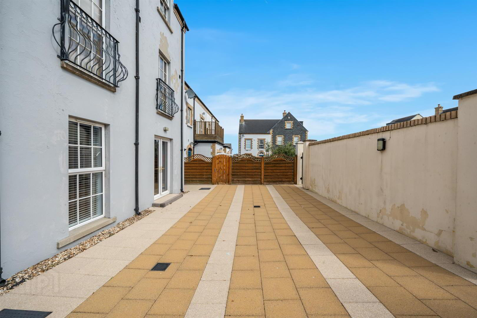 5 Blackrock Square 13 of 14