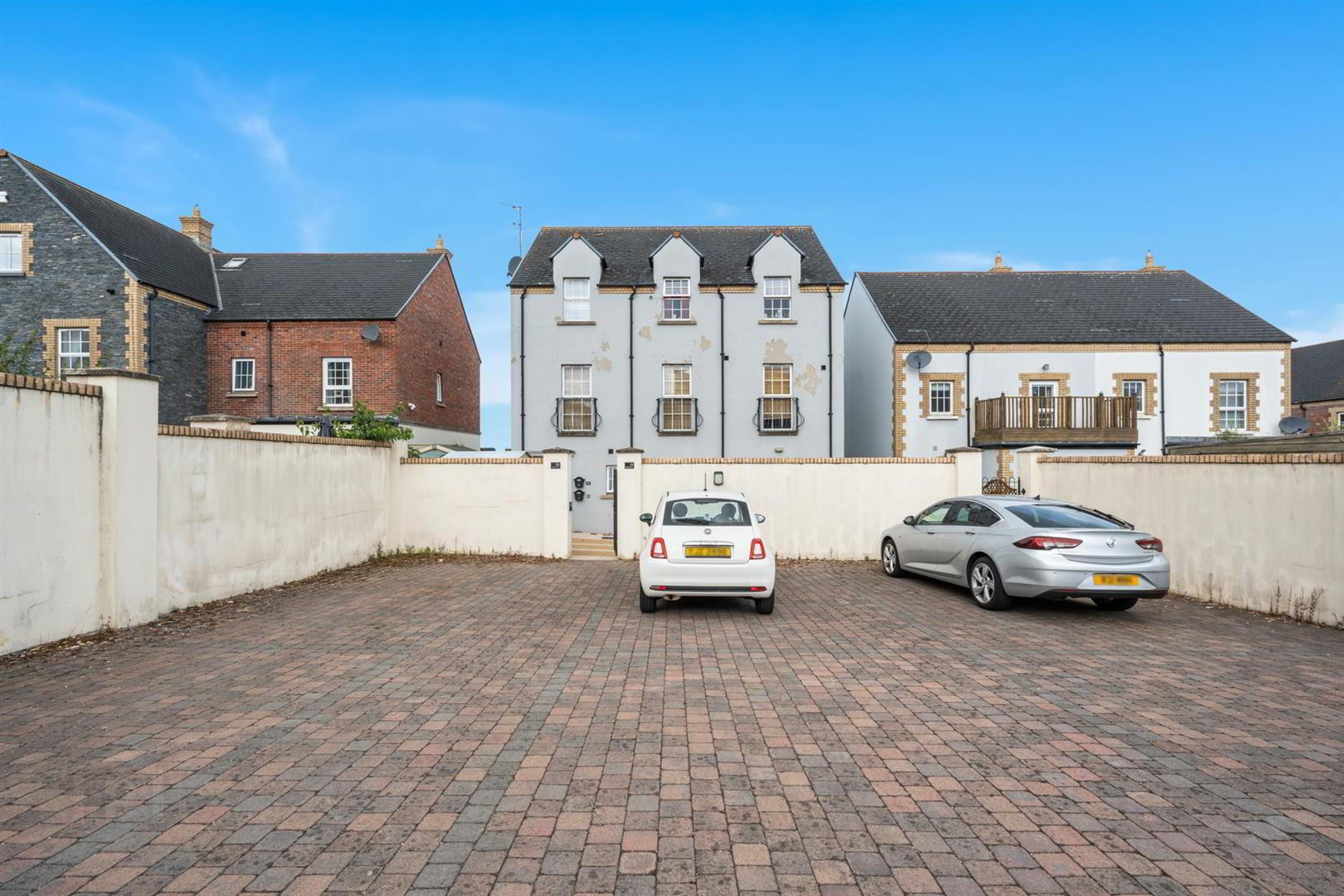 5 Blackrock Square 14 of 14