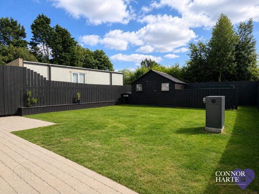 23 Lurgyroe Glen 27 of 28