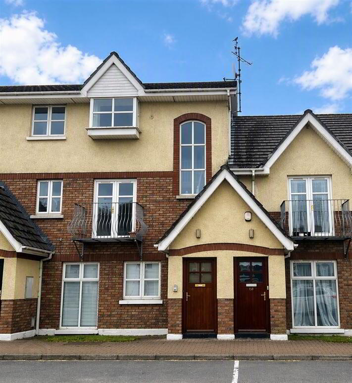 137 Clonmore 1 of 16