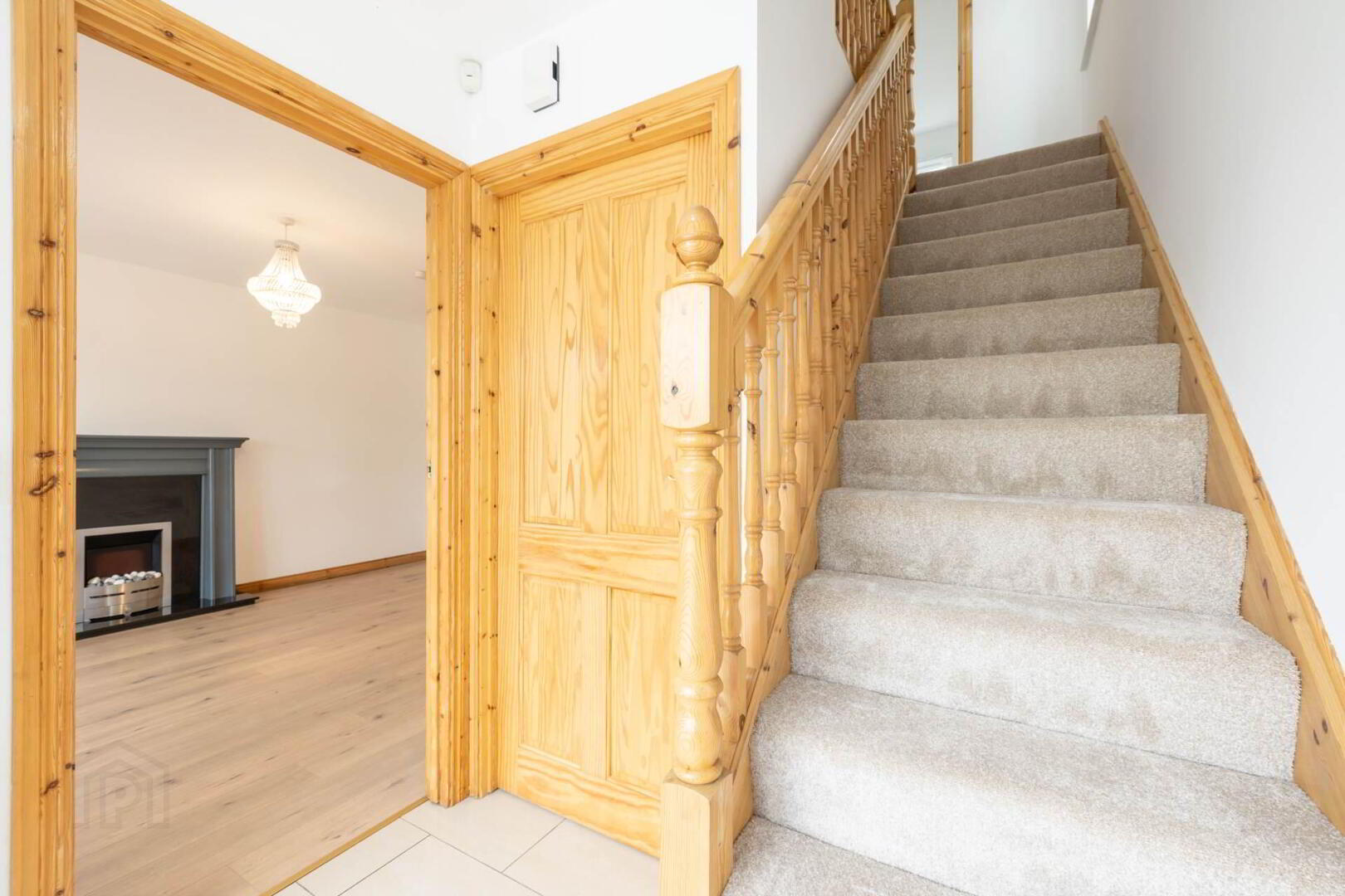 90 Drumalee Manor 2 of 33