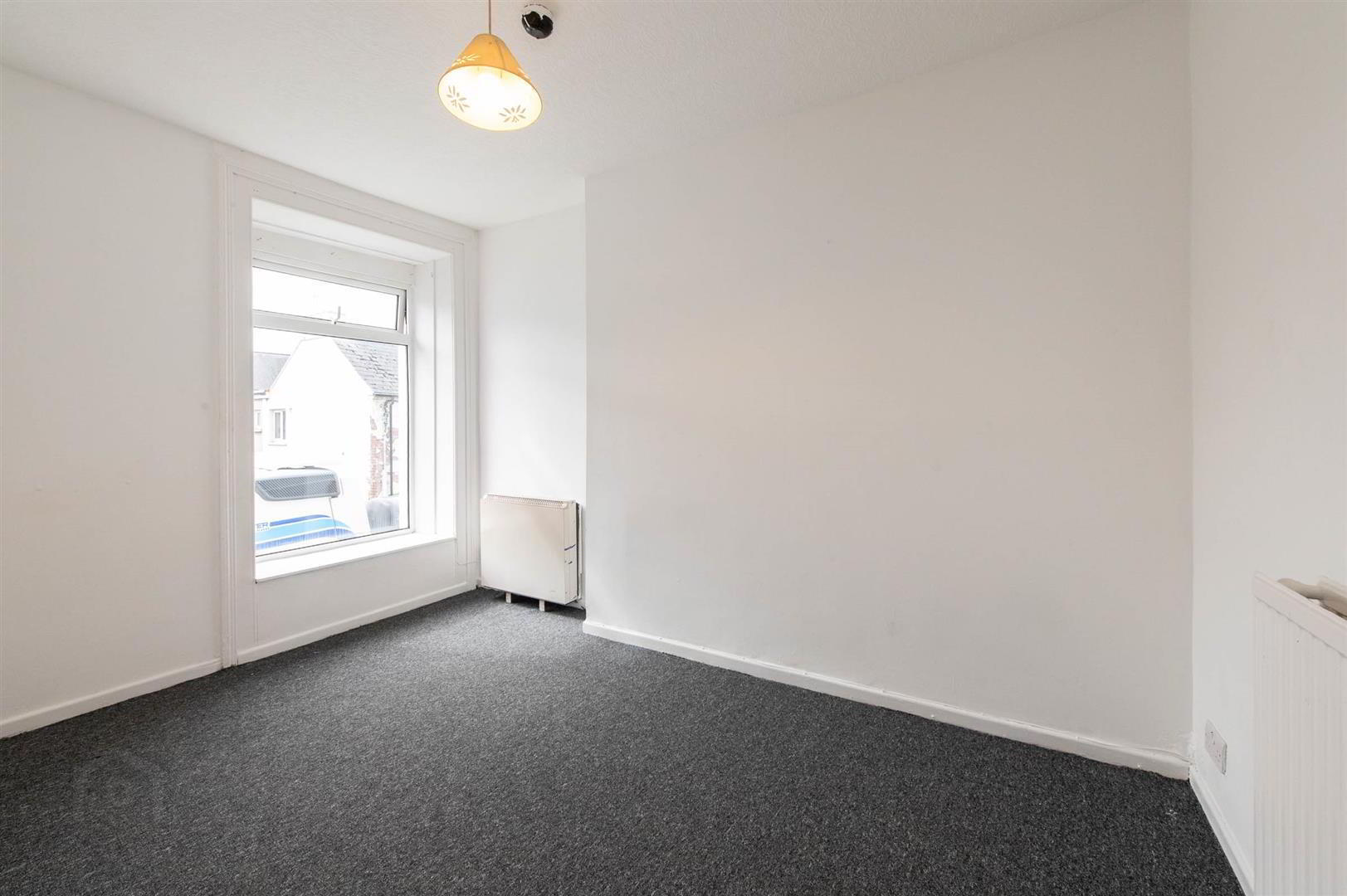 Flat 2, 45-47 Dromore Street 8 of 9