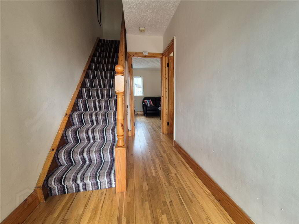 31 Hillbrook Drive 2 of 20