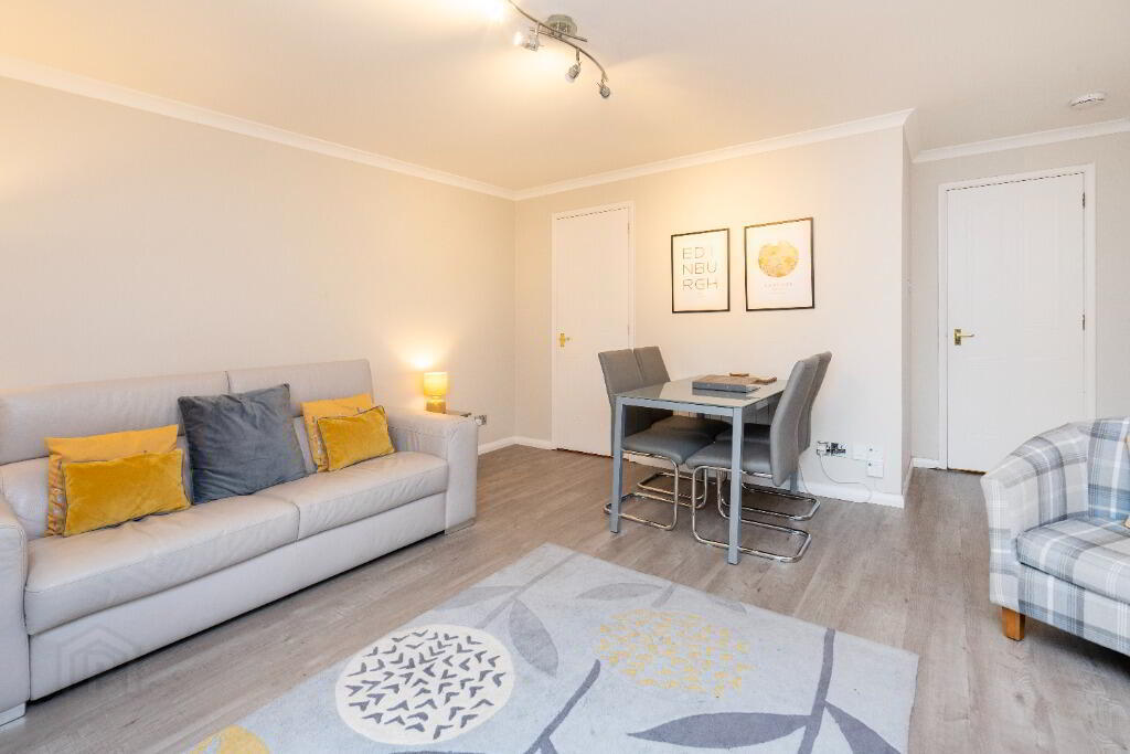 1 Hopetoun Crescent 3 of 19