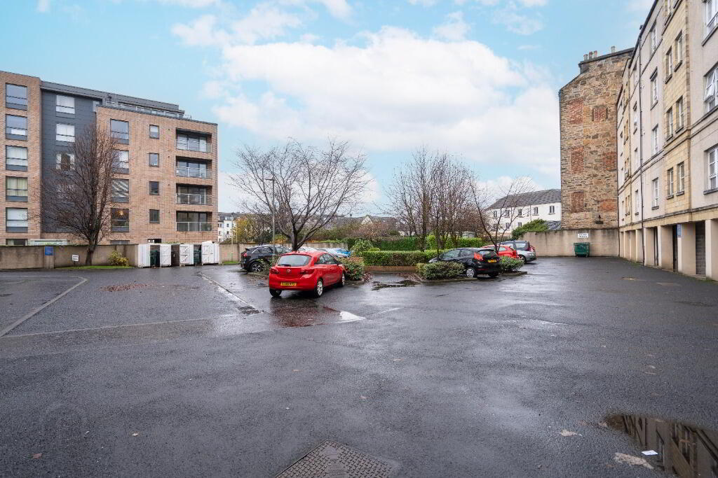 1 Hopetoun Crescent 18 of 19