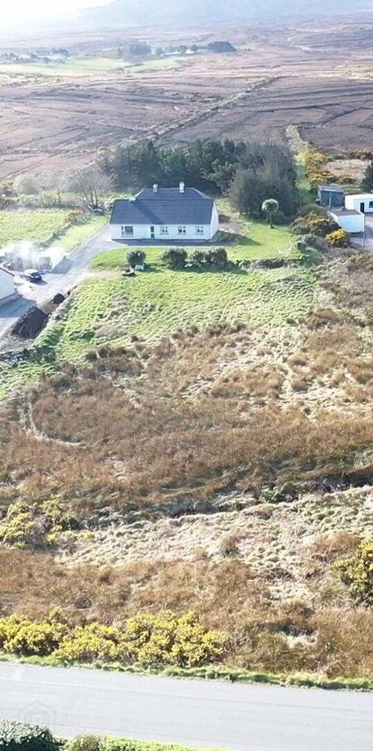 2 X Houses On, C. 4 5acres 28 of 29