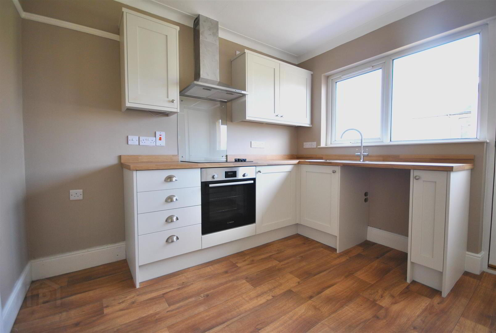 1B Clifton Road 5 of 6