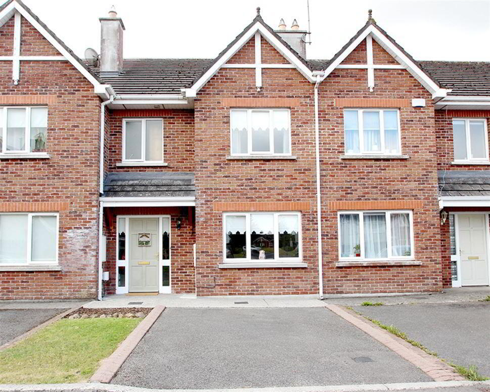 8 Chancery Park Grove 1 of 17