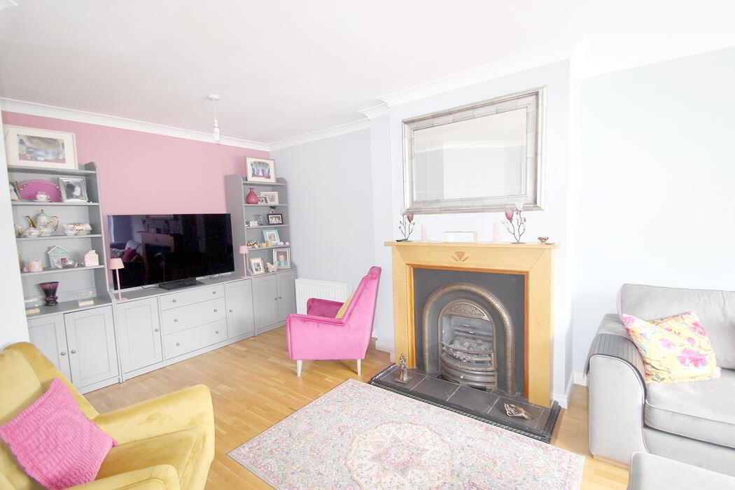 8 Chancery Park Grove 3 of 17