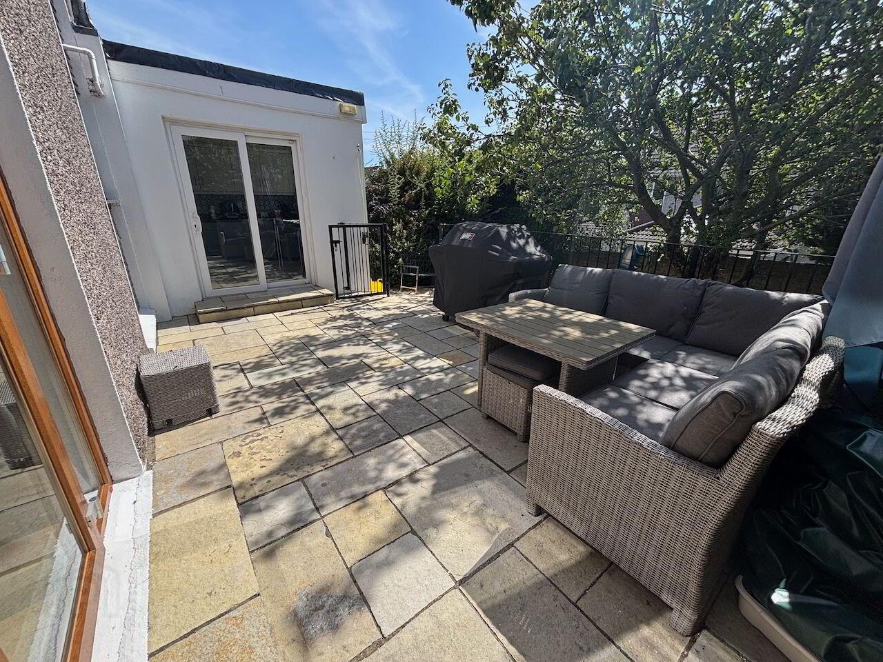 34 Ashleigh Gardens 28 of 28