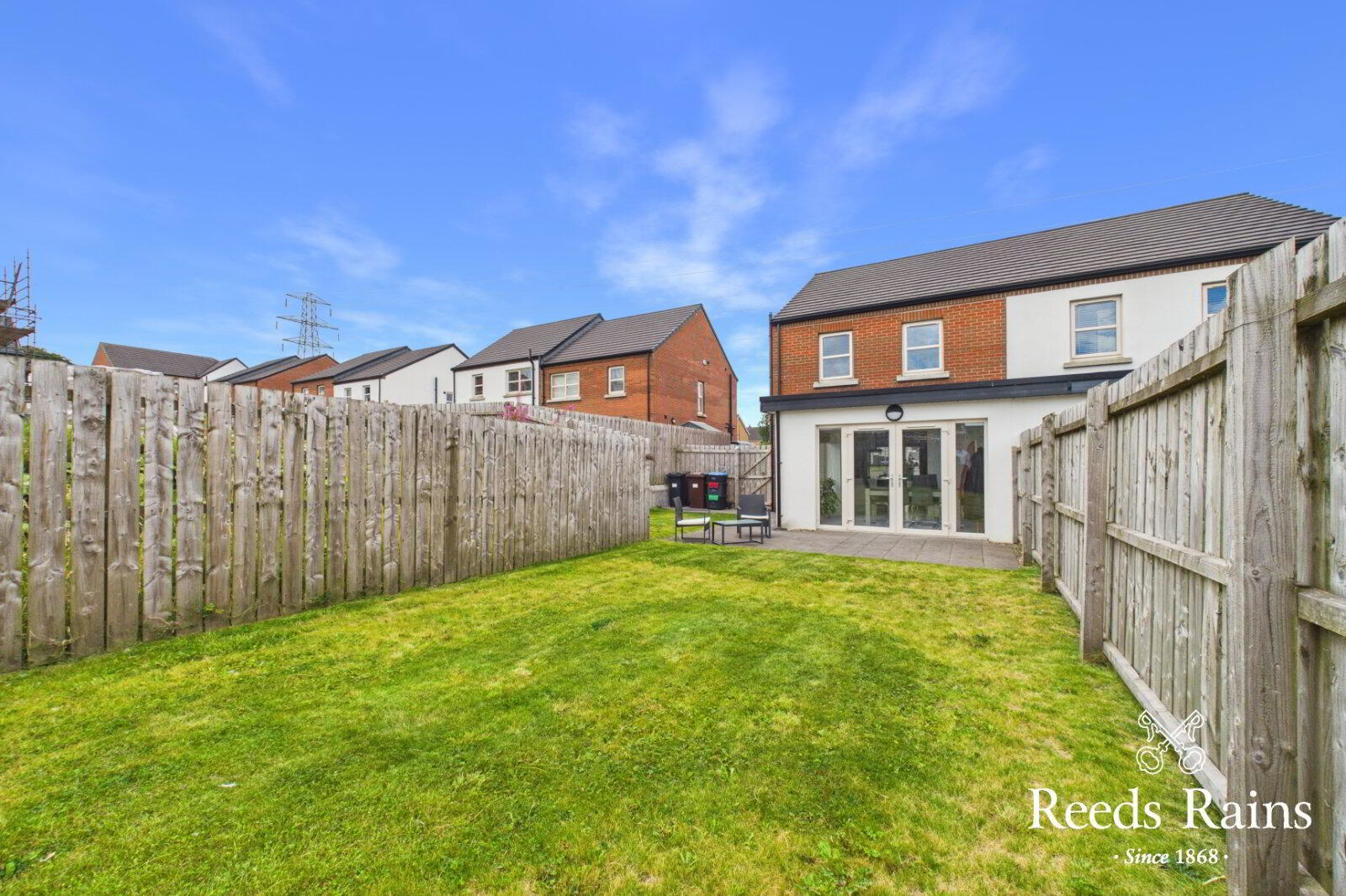 7 Aylesbury Grove 14 of 15