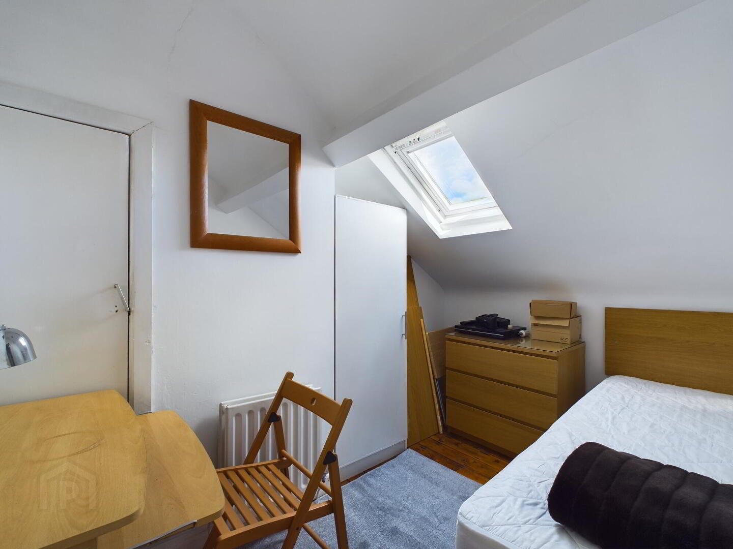 38 St Ives Gardens 14 of 15
