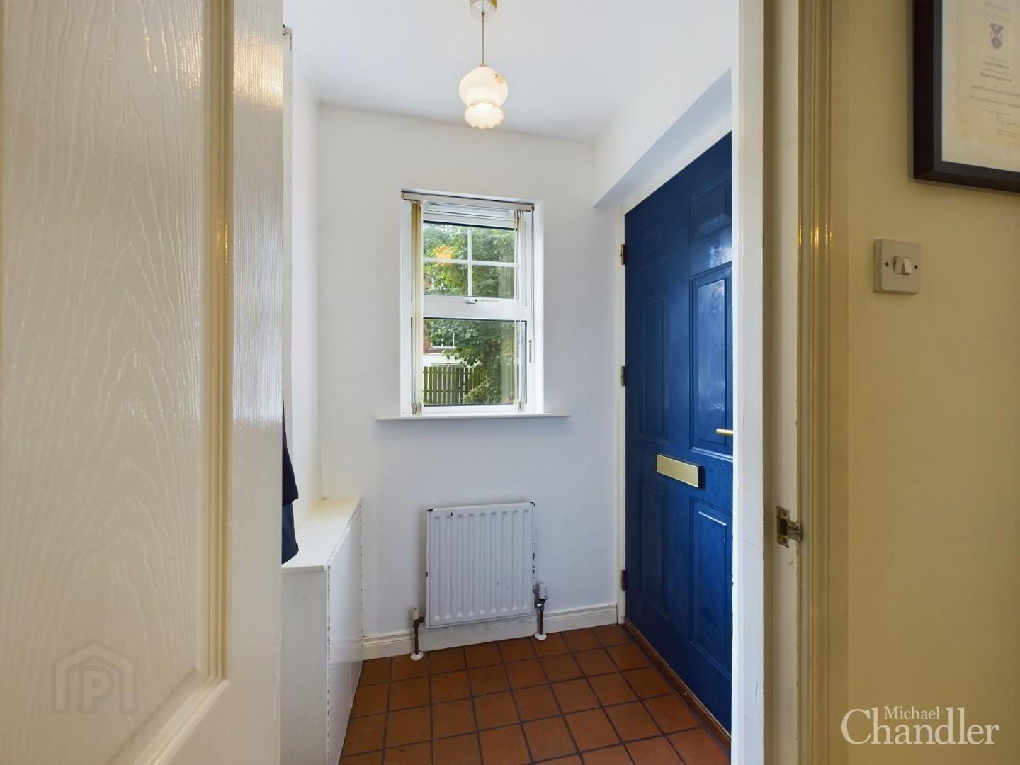 10 Ardenlee Court 2 of 19