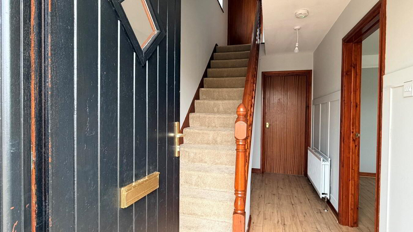47 Castle Rise 2 of 17