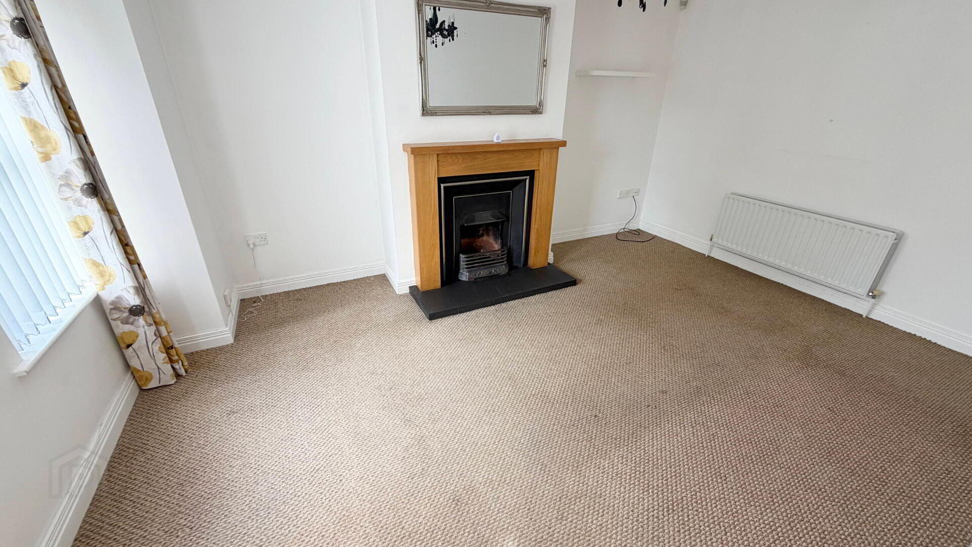 1a Glenbeg Court 3 of 13