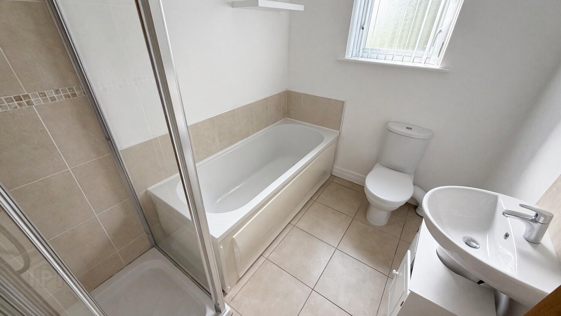 1a Glenbeg Court 12 of 13