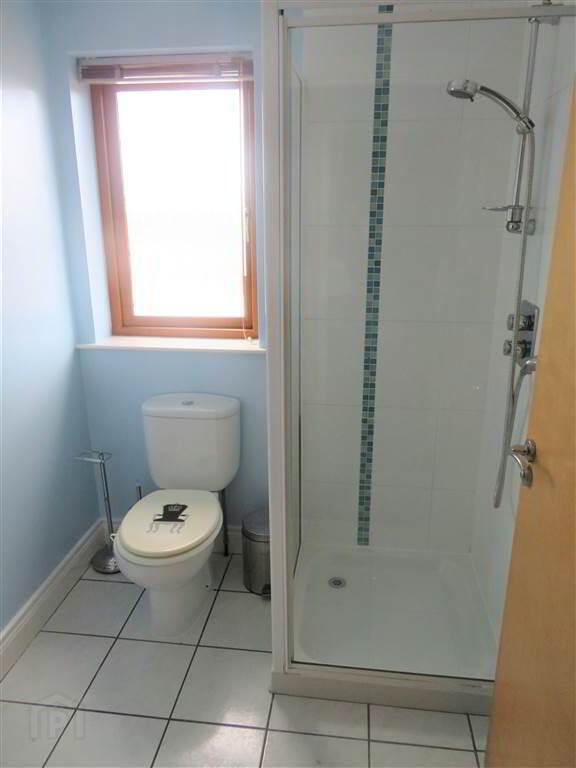 Apt 6, 351A Beersbridge Road 6 of 6