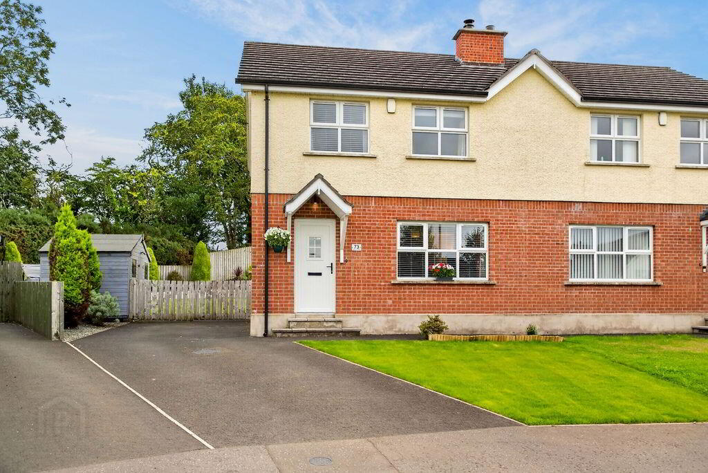 73 Sandhurst Manor 1 of 29