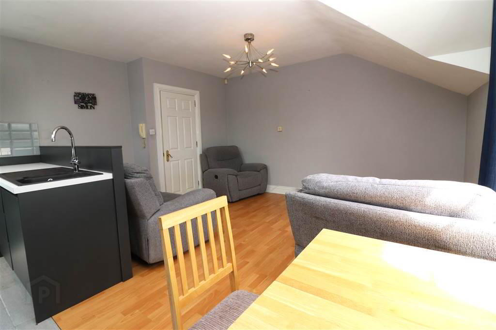 5 Glenmore Place 3 of 16