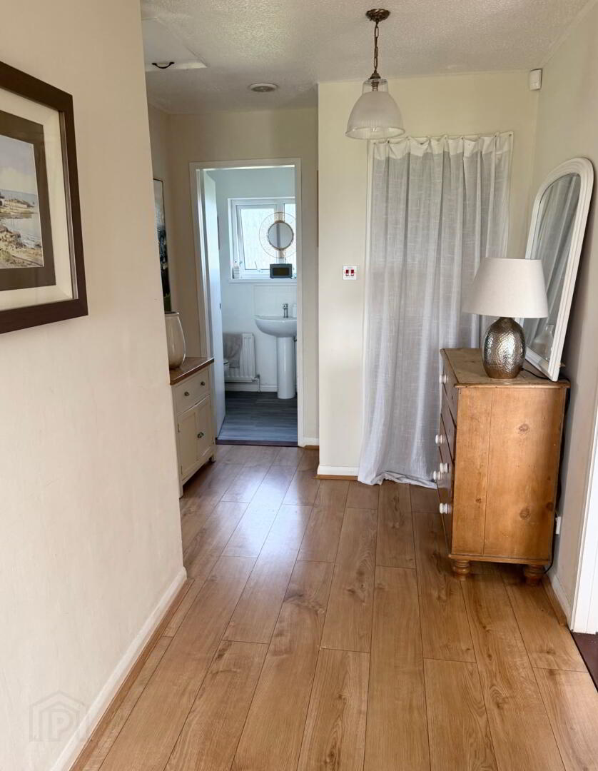 88 Ballyrashane Road 2 of 33