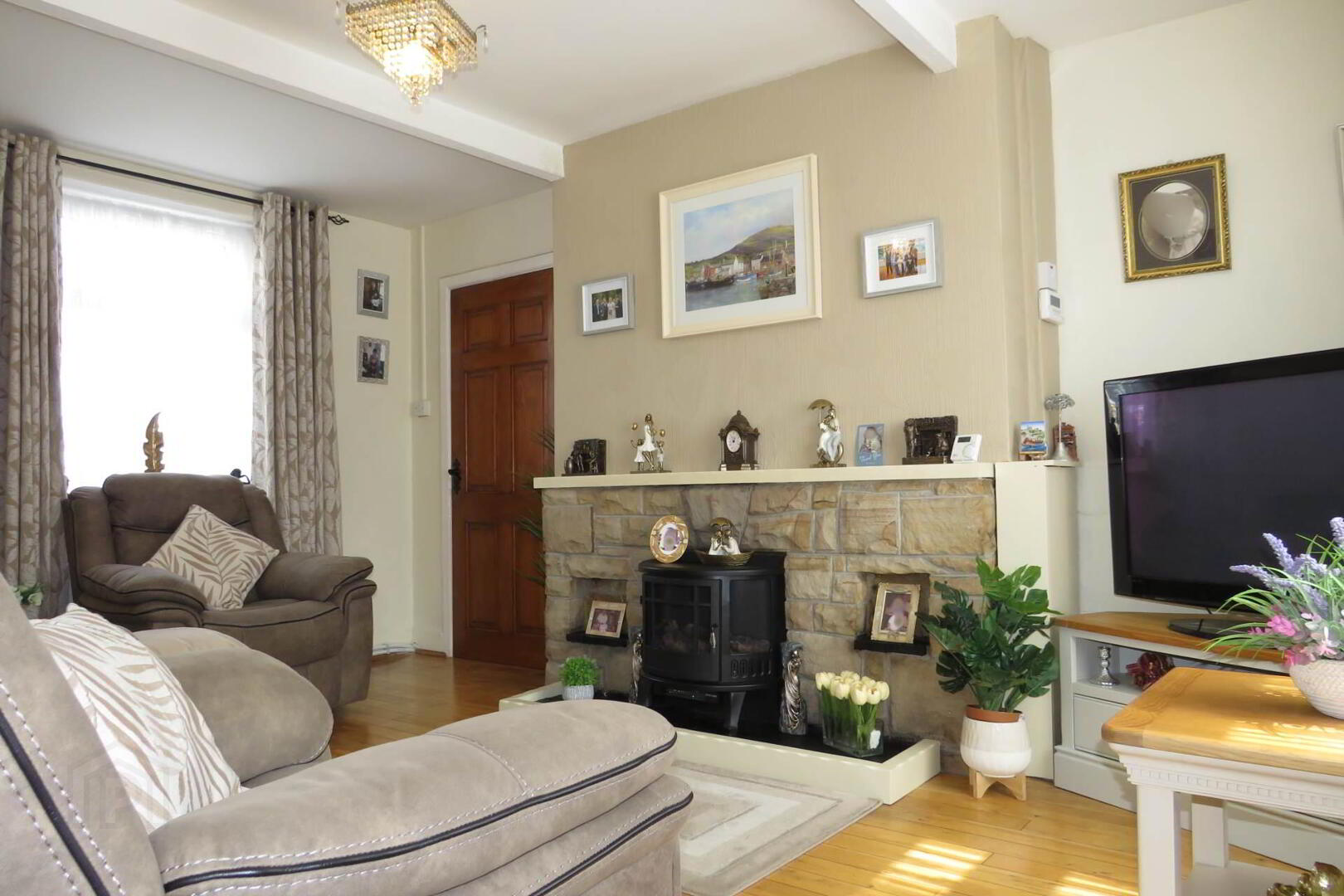 47 Harrison Place 2 of 13