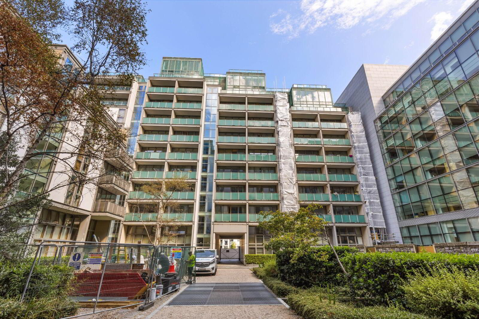Apartment 21 Saunders House IFSC 1 of 15