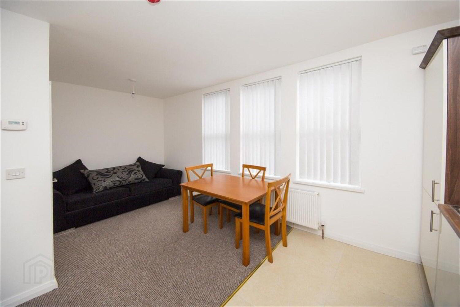 1b Fitzroy Avenue 4 of 4