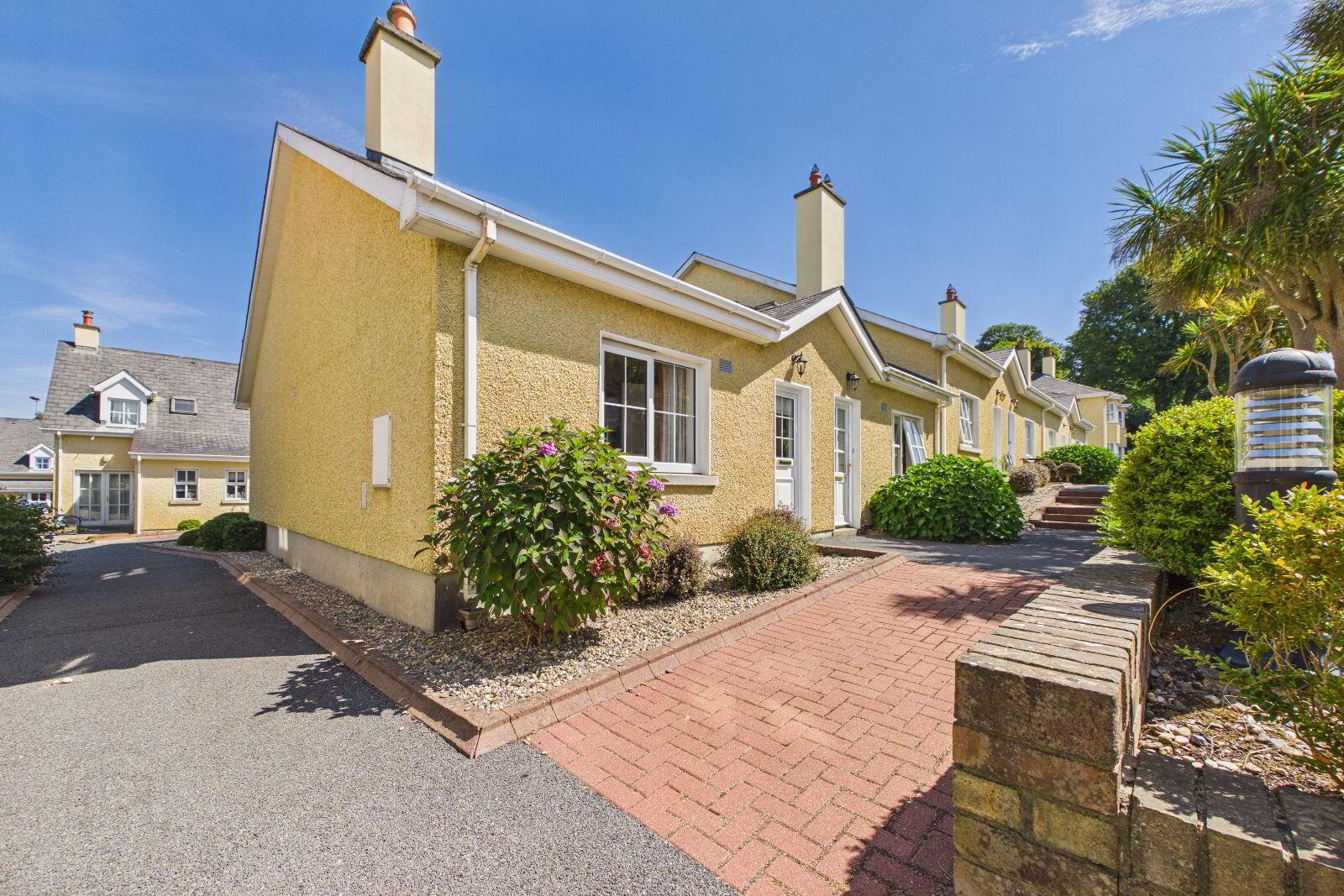 11 Bolton Mews 1 of 34