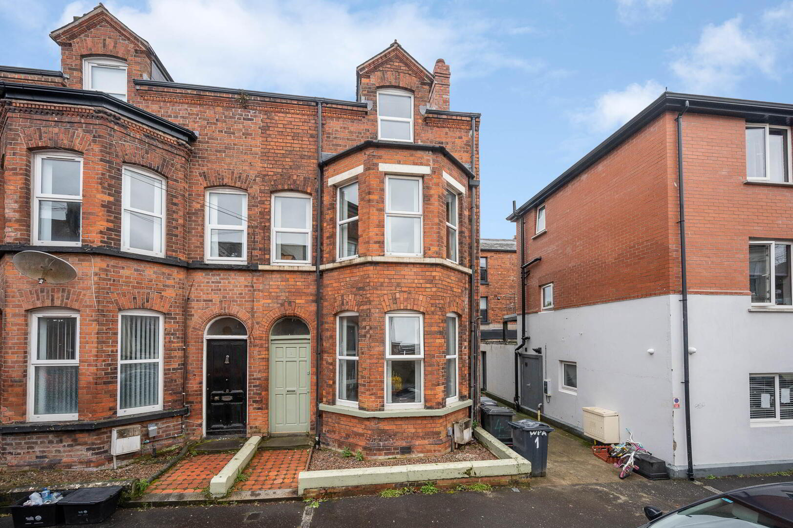 1 Wellington Park Avenue 1 of 13