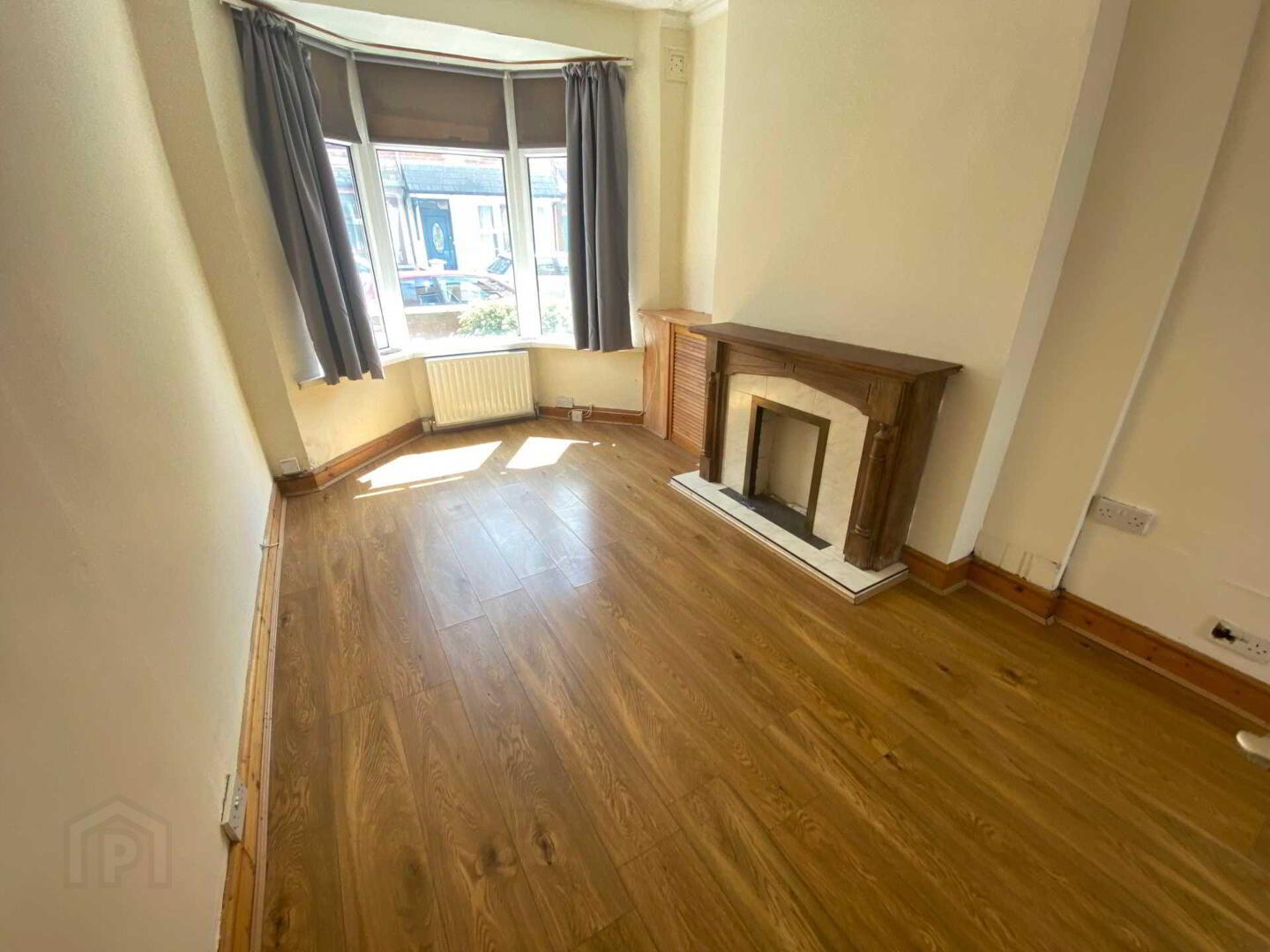1 Oberon Street 2 of 12