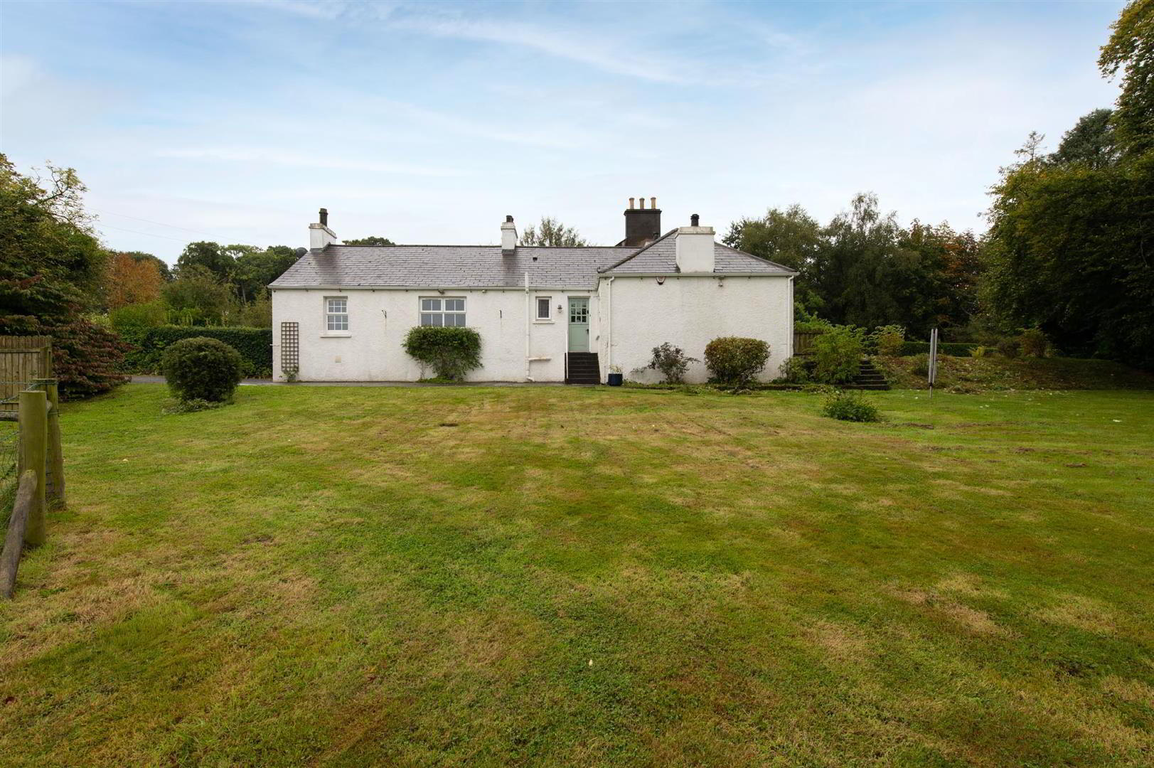 Drumnahall Cottage, 9 Spa Road 1 of 20
