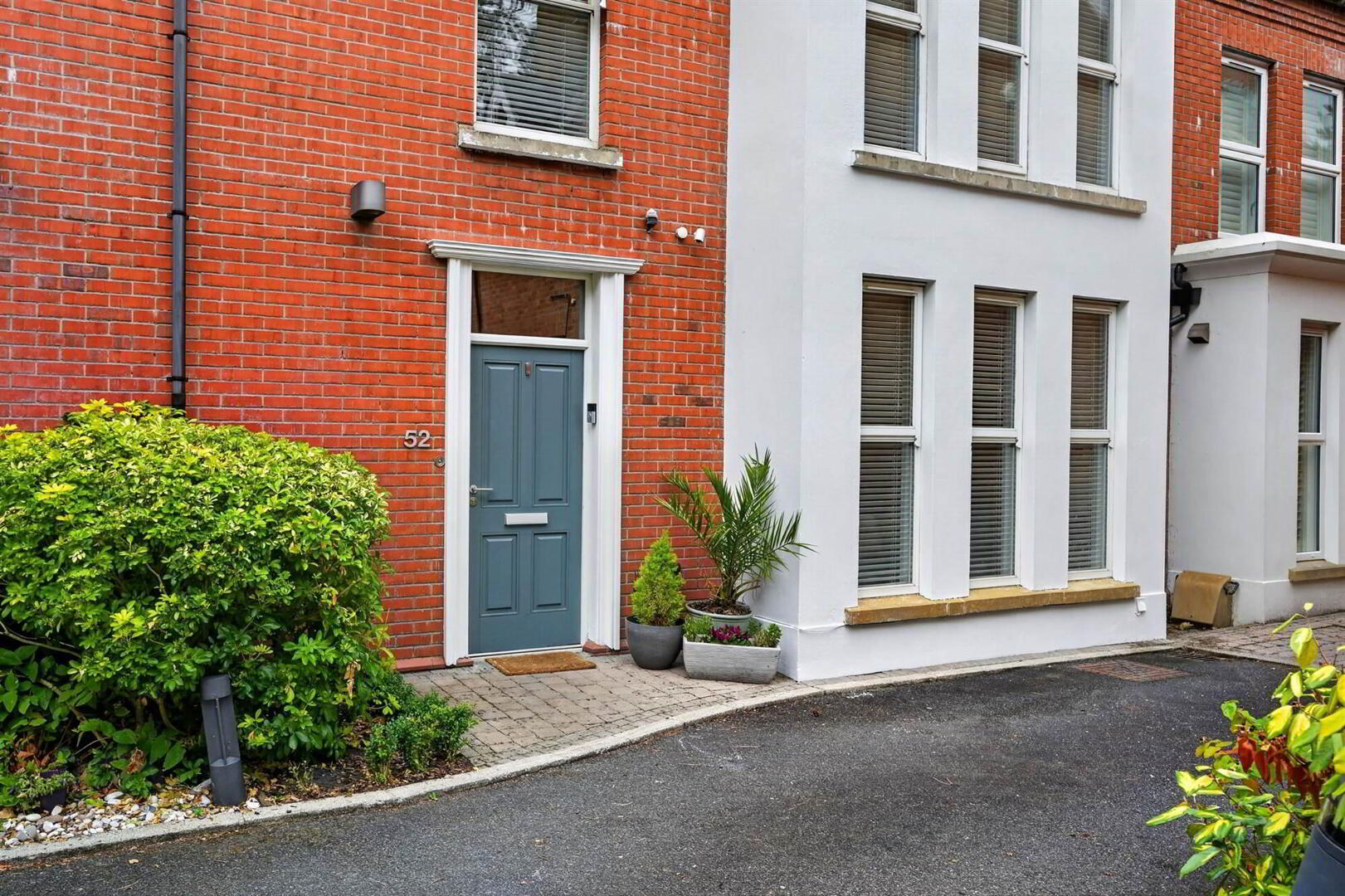 52 Castlehill Road 3 of 39
