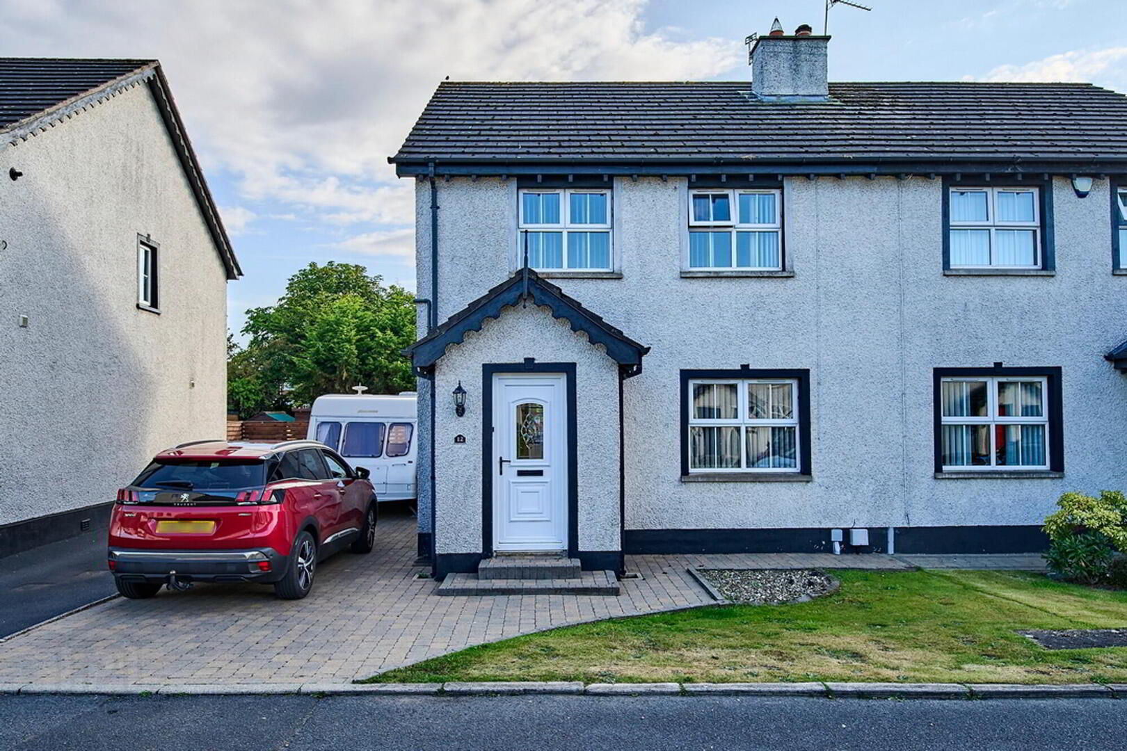 12 Cairndore Walk 1 of 23