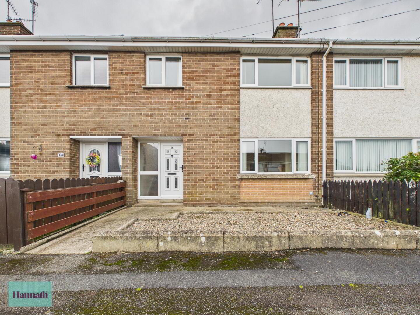 36 Broomhill 1 of 18
