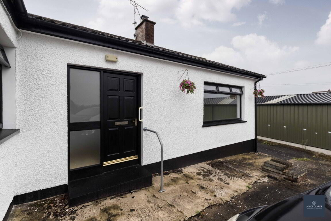 The Cottage, Moy Road 2 of 49
