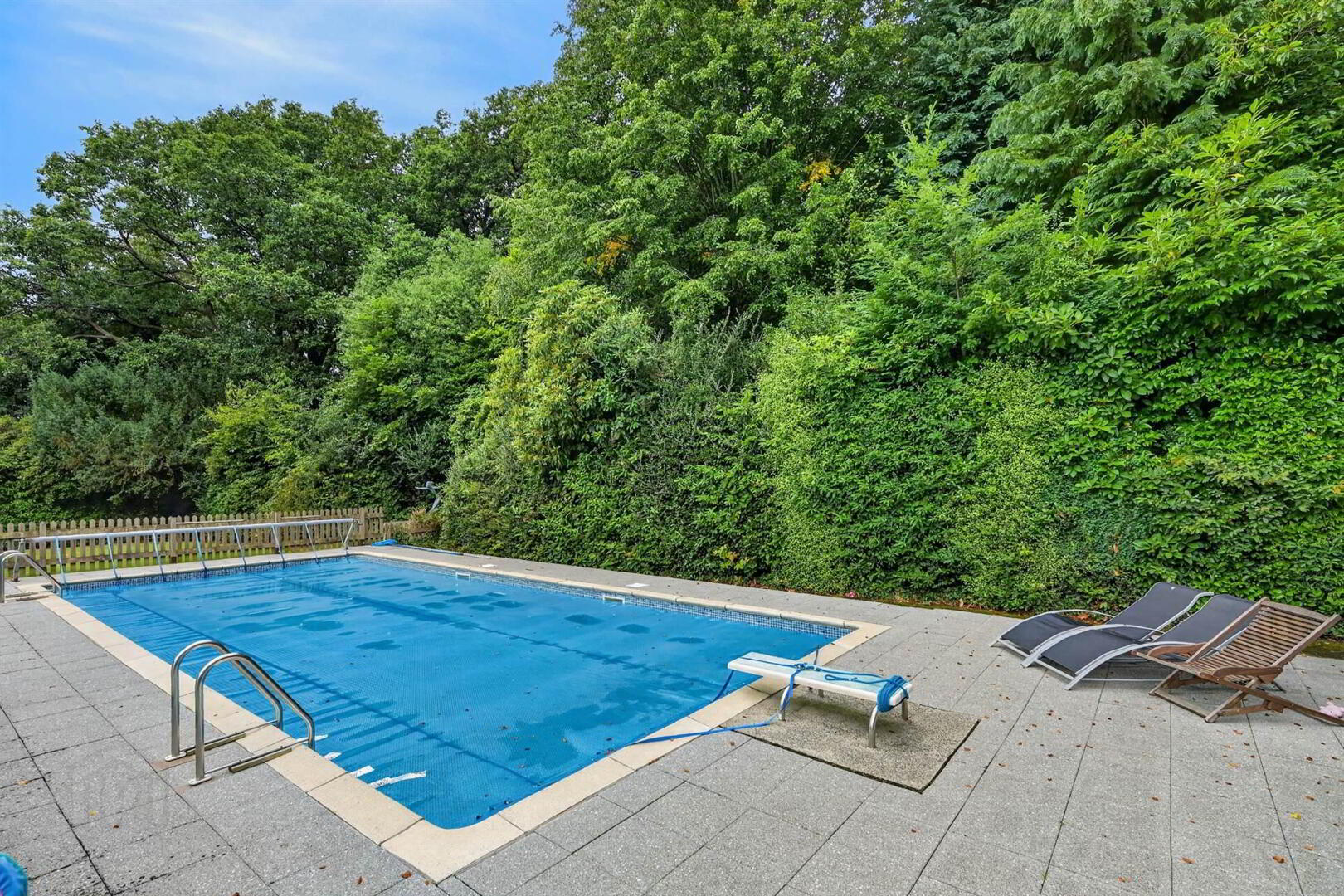 Flat 1 Lismachan House, 378 Belmont Road 28 of 28