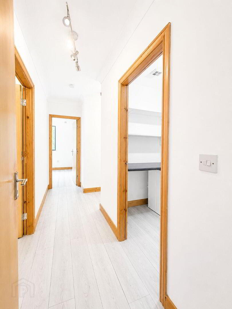 Apartment 25 College House Ballinteer 2 of 11