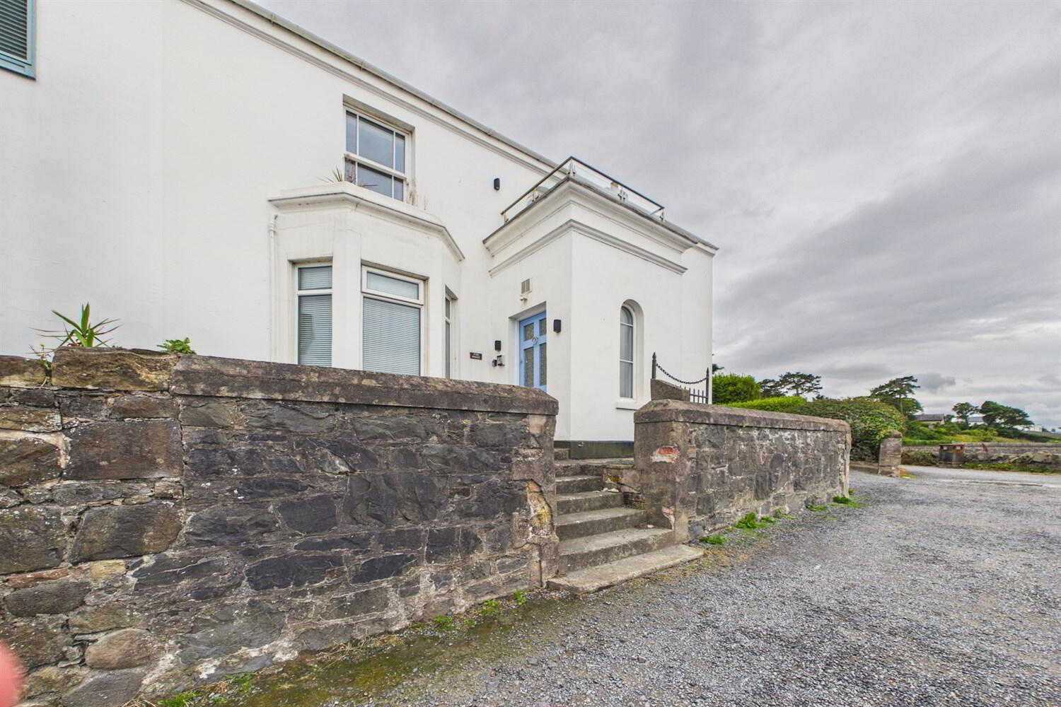 Apt 2 Pier House, 1 Seafront Road 1 of 13