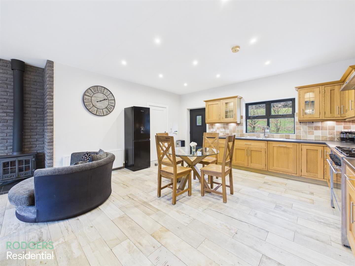 292 Belfast Road 3 of 12