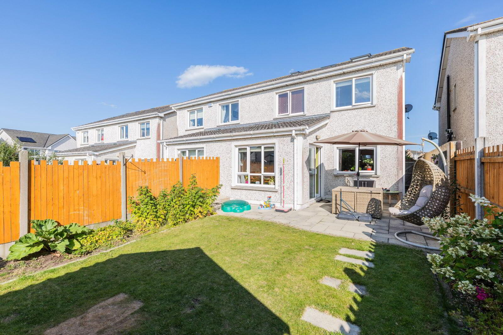 4 Castleland Park Avenue 27 of 28
